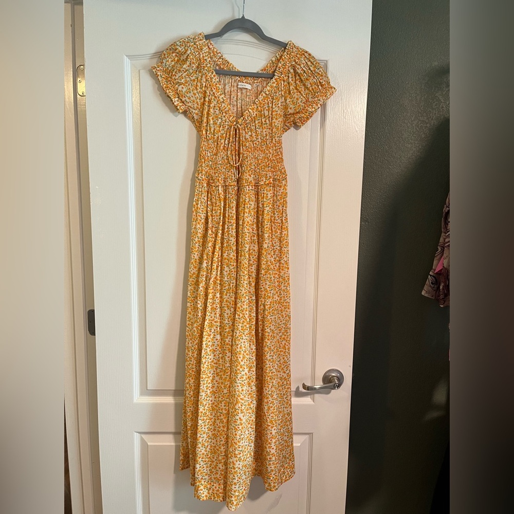 SOLD Doen ashlynn dress in clementine daisy fields